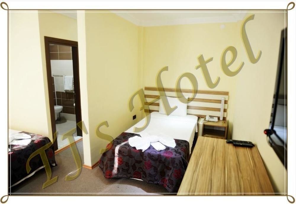 Tj'S Hotel エジェアバト エクステリア 写真
